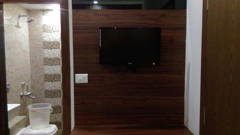 מומביי Hotel Palace Residency מראה חיצוני תמונה