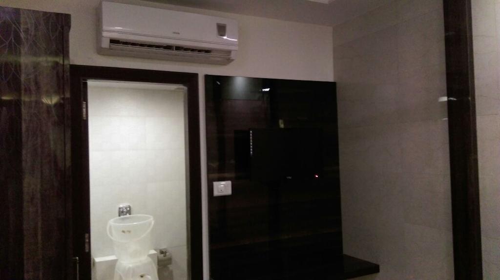 מומביי Hotel Palace Residency מראה חיצוני תמונה